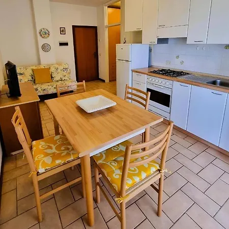 Appartamento -c- Vista Mare Con 2 Da Letto-residence Azzurro