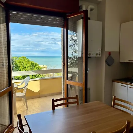 -c- Vista Mare Con 2 Da Letto-residence Azzurro شقة